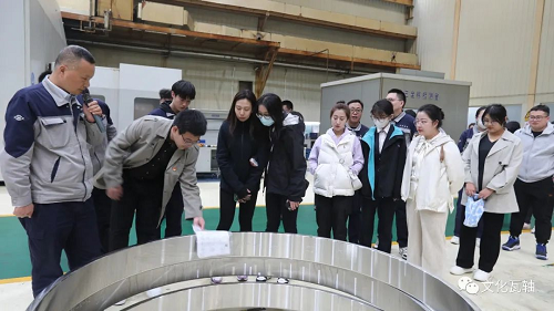 ?瓦軸集團(tuán)團(tuán)委開展“團(tuán)‘緣’五四 情定瓦市”青年聯(lián)誼趣味運(yùn)動(dòng)會(huì)