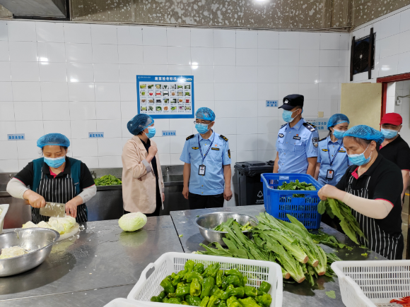 沙區警方多措并舉 全力護航2023年高考