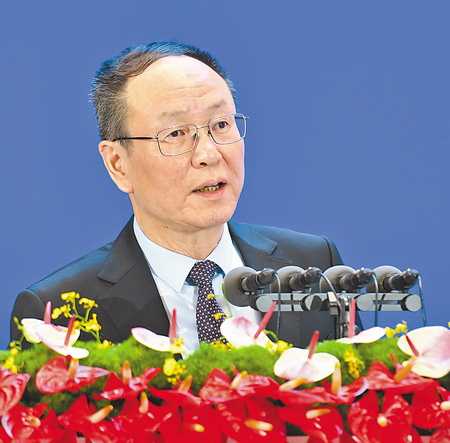 王一鳴  “產業轉移背后是科技創新資源、人力資本、產業配套、營商環境的協同配合。”
