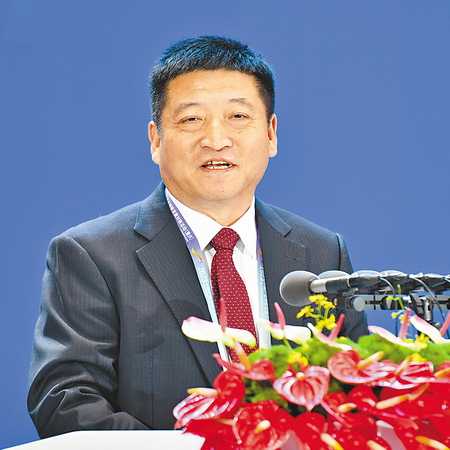 王忠  “我們會在重慶研發上做更大投入，和重慶的汽車產業一起發展。”