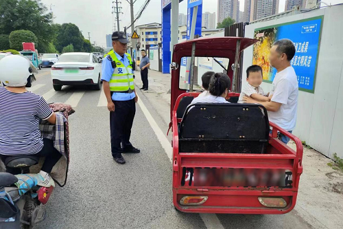 ?銅梁公安全力開展農村地區道路交通安全專項整治行動