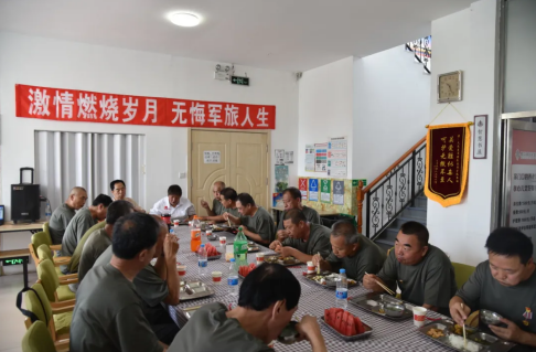 激情燃燒歲月，無悔軍旅人生 大連雙擁“沙”點兵